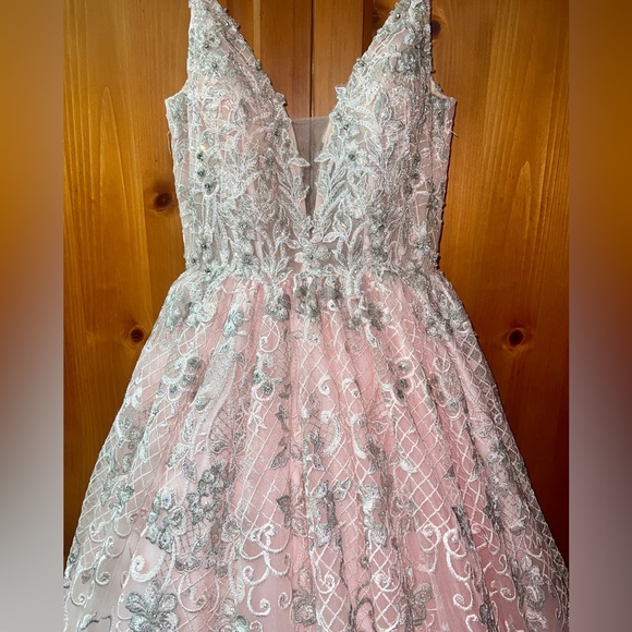Sherri Hill Pink Prom Formal Dress Size 2 - Picture 6 of 8